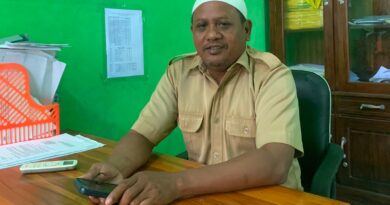 Foto: Kades Meraran, Abdul Kadir (dok. Media KSB)