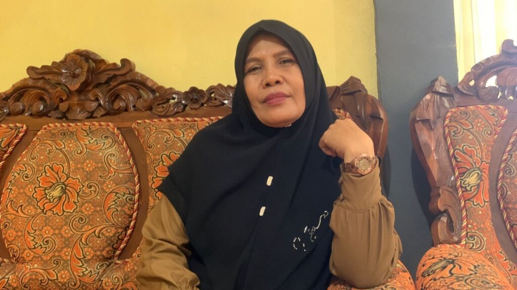 Foto: Kepala Desa Lamusung, Surya Ratna (dok. Media KSB)