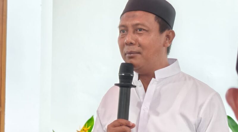 Foto: Bupati KSB, H. Amar Nurmansyah saat berbuka bersama dengan insan pers Sumbawa Barat