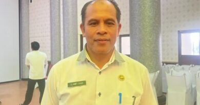 Foto: Kepala Disnakertrans KSB, Slamet Riadi