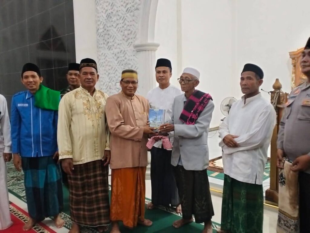 Foto: Rombongan Safari Ramadhan 1447 Hijriah Pemerintah Kecamatan Seteluk di Masjid Nurul Yakin, Desa Air Suning