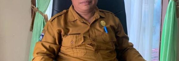 Foto: Kepala Desa Poto Tano, Adi Muliadi, S.Pd.I.