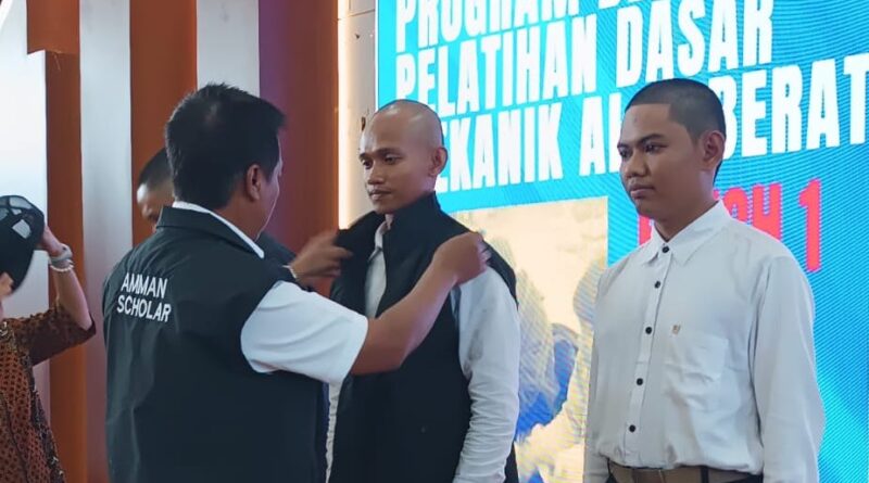 Foto: Pelepasan Penerima Beasiswa Mekanik Alat Berat KSB.