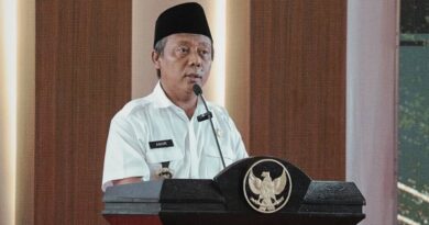 Foto: Bupati Sumbawa Barat H. Amar Nurmansyah, S.T., M.Si.