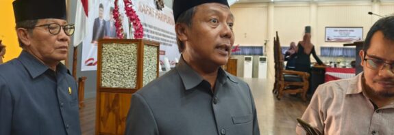 Foto: Bupati KSB, H. Amar Nurmansyah