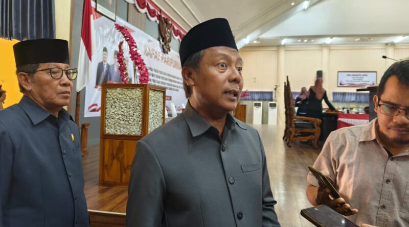 Foto: Bupati KSB, H. Amar Nurmansyah