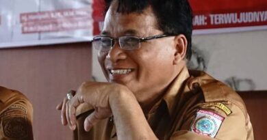 Camat Seteluk, M. Ikhwan, S.I.P