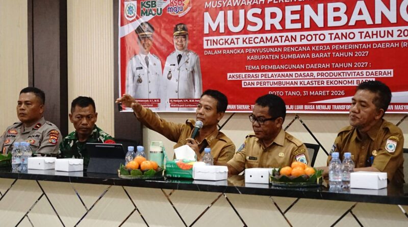 Foto: Rapat Musrenbang di Kecamatan Poto Tano