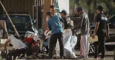 Foto: Gotong royong bersih-bersih Pasar Tana Mita, Taliwang (dok. prokopim)