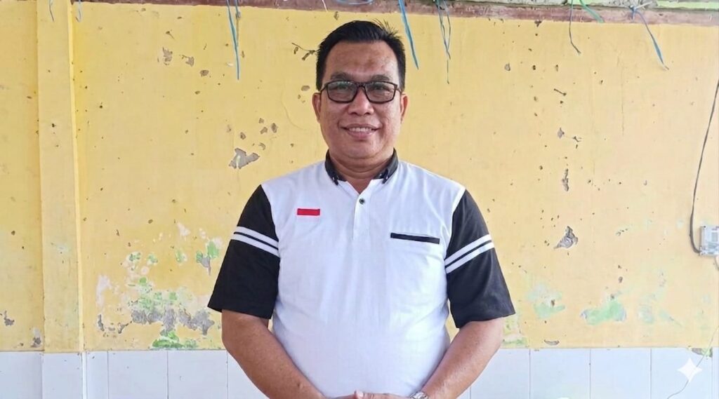 Foto: Kepala Desa Poto Tano, Adi Muliadi, S.Pd.I.