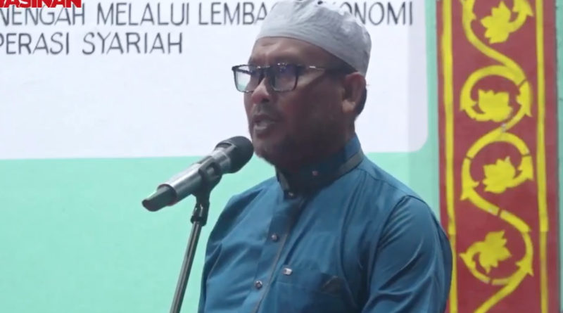 Foto: Kepala Desa Pasir Putih, Ahmadi.