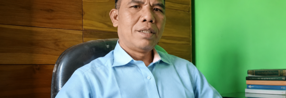 Foto: Kepala Desa Tebo, Abdul Wahab