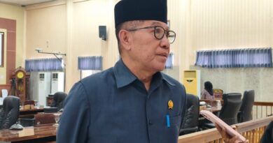 Foto: Ketua DPRD KSB, Kaharuddin Umar.