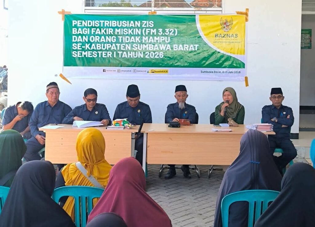 Foto: Penyaluran bantuan Fakir Miskin (FM) 3.32 Semester I Tahun 2026 kepada 1.138 KK oleh Baznas KSB.