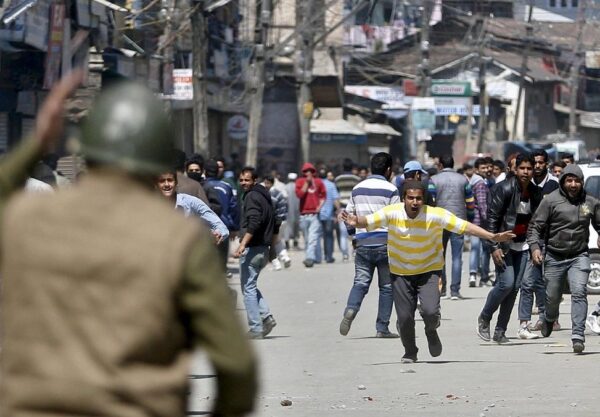 Foto: Konflik Pakistan dan India di Tanah Kashmir (dok. CNN)