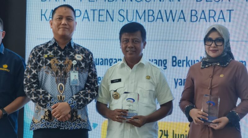 Foto: Pembukaan Workshop Evaluasi Pengelolaan dan pembangunan Desa