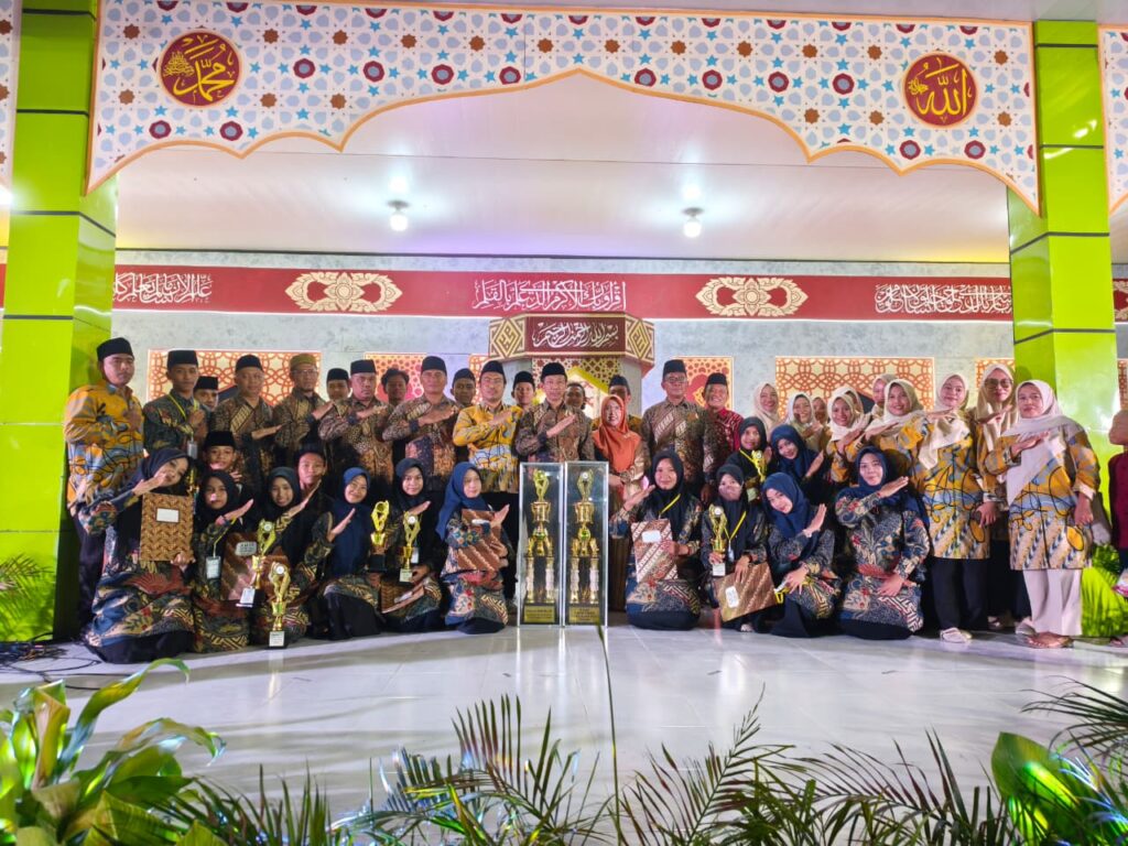 Foto: Kafilah Kuang Juara Umum MTQ Taliwang ke-XXII
