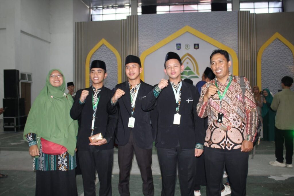 Foto: Peserta Fahmil Qur'an KSB pada ajang MTQ Provinsi NTB ke-XXXI.
