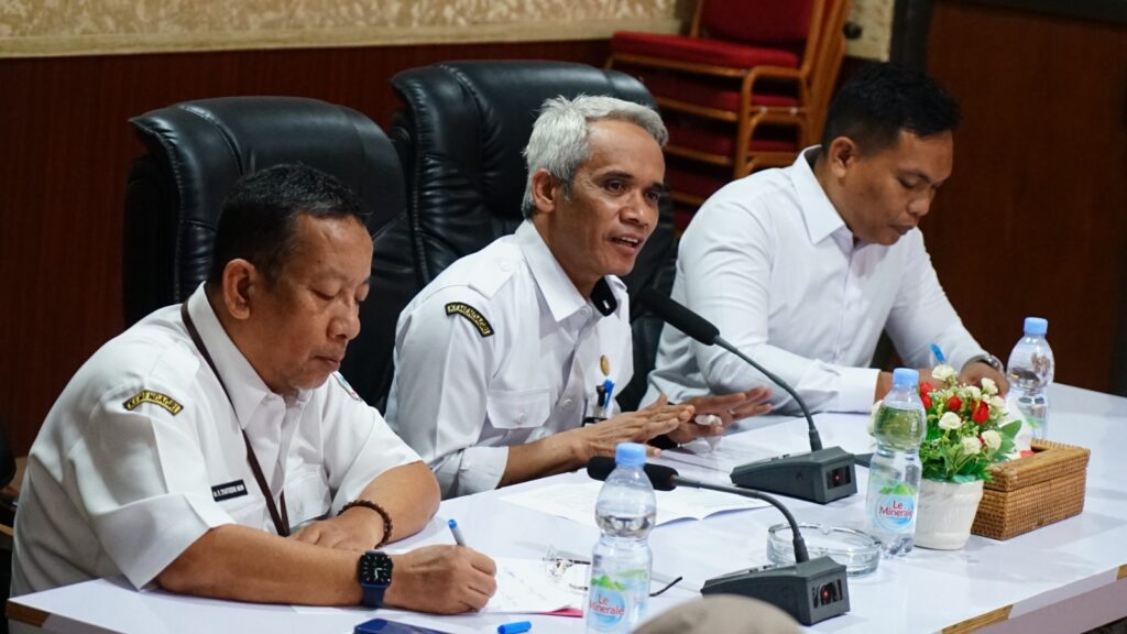 Foto: sosialisasi penguatan peran PPID Pembantu/Pelaksana oleh DIskominfo KSB (dok. PPID Sumbawa Barat)