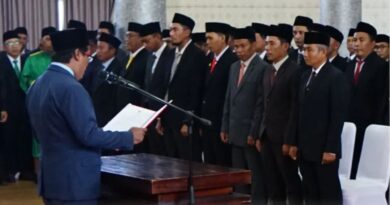 Foto: Pejabat Pimpinan Tinggi Pratama, Administrator, dan Pengawas di Ruang Pertemuan Lantai 3 Gedung Graha Praja, KSB. (dok. Diskominfo KSB)