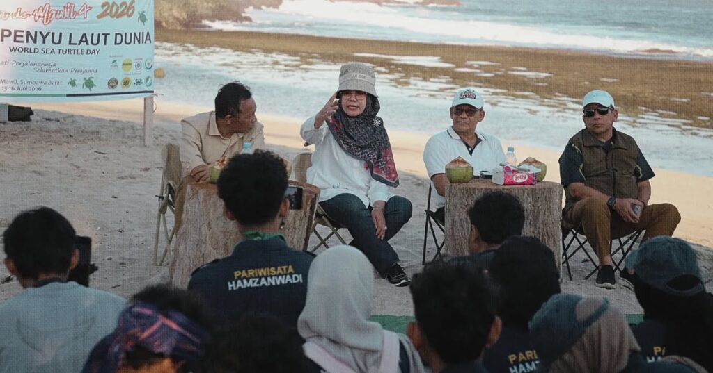 Wabup KSB, Hj. Hanipah Tinjau Habitat Mawil (dok. Prokopim Sumbawa Barat)
