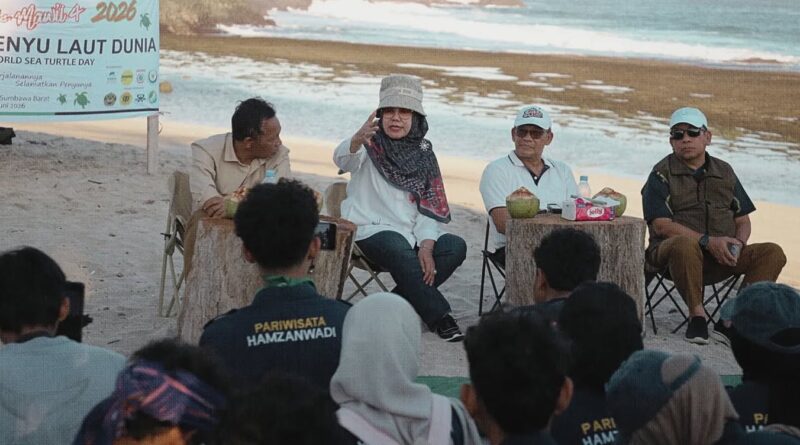 Wabup KSB, Hj. Hanipah Tinjau Habitat Mawil (dok. Prokopim Sumbawa Barat)