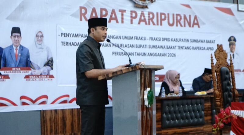 Foto: Sidang Paripurna penyampaian Pandangan Umum Fraksi DPRD KSB terhadap Raperda APBD Perubahan