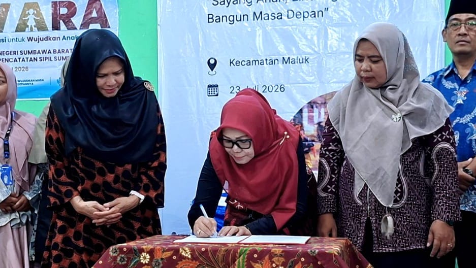 Foto: Perjanjian Kerja Sama (PKS) Pemerintah KSB dengan TK H.I Al-Ikhlas Bukit Damai