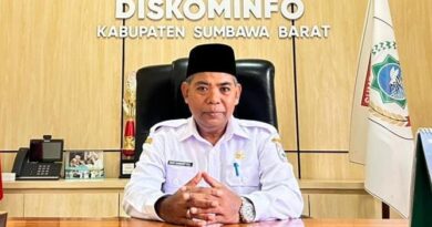 Foto: Kepala Diskominfo KSB, Dedy Damhudy M. Khatim