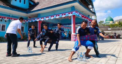 Foto: Lomba antar bidang dalam memperingati HUT ke-81 RI, Dishub KSB. (dok. Media KSB)