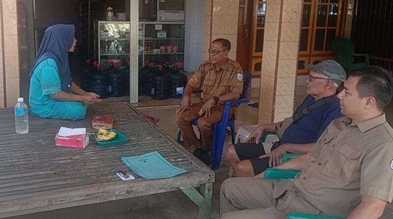 Foto: Sidak LPG pangkalan UD. Dua Putri di Dusun Aina, Desa Meraran, Seteluk oleh tim Diskoperindag KSB