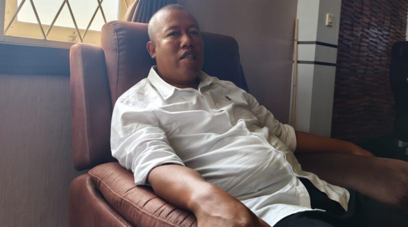 Foto: Kepala Diskoperindag KSB, Suryaman