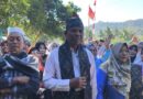 Foto: Calon Kepala Desa Tebo mendaftar ke Panitia Pilkades dengan arakan Gong Genang (dok. Media KSB)