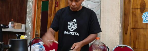 MEDIAKSB - Pelatihan barista Diskoperindag KSB, Rabu (30/09/2026)(Foto: Imam Fauzan)