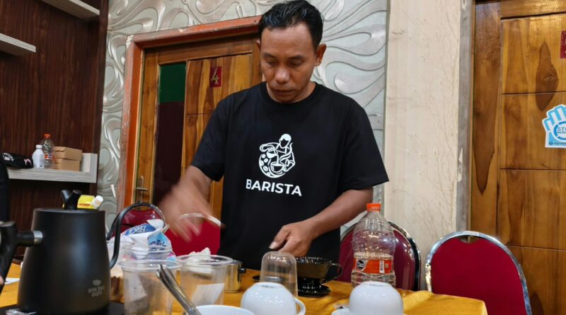 MEDIAKSB - Pelatihan barista Diskoperindag KSB, Rabu (30/09/2026)(Foto: Imam Fauzan)