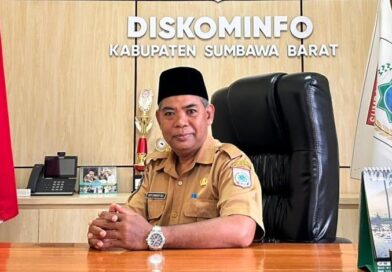 Foto: Kepala Diskominfo KSB, Dedy Damhudy M. Khatim.
