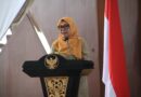 MEDIAKSB - Wakil Bupati Sumbawa Barat, Hanipa, saat menyampaikan sambutan dalam acara Seminar Parenting di Graha Fitrah, Selasa (29/09/2026)(Foto: PPID Utama Sumbawa Barat)