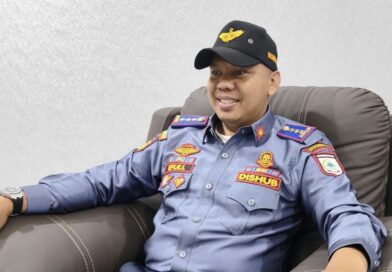 MEDIAKSB - Sekretaris Dishub KSB, Syaifullah saat di kantornya beberapa waktu lalu (Foto: Imam Fauzan/MEDIAKSB)