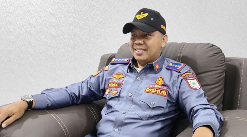 MEDIAKSB - Sekretaris Dishub KSB, Syaifullah saat di kantornya beberapa waktu lalu (Foto: Imam Fauzan/MEDIAKSB)