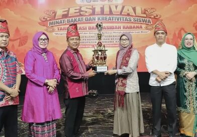 MEDIAKSB - Malam penutupan FLMBKS KSB 2026, (17/10/2026) (Foto: Prokopim KSB)