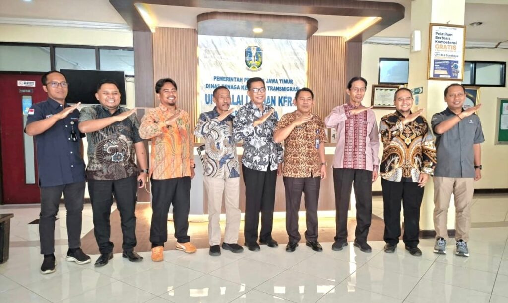 MEDIAKSB - Komisi I DPRD KSB di BLK Provinsi Jawa Timur (Foto: DPRD KSB)