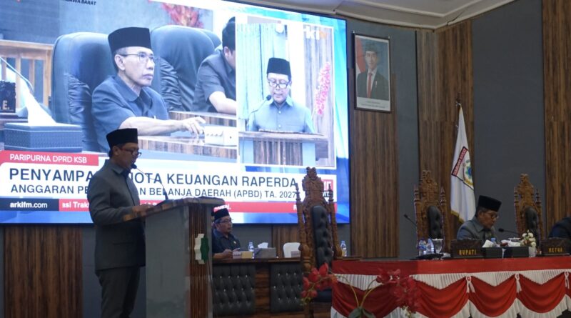 MEDIAKSB - Rapat Paripurna DPRD KSB tentang penyampaian Nota Keuangan Raperda APBD 2027, Senin (12/10/2026) (Foto: DPRD KSB)