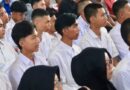 MEDIAKSB - Pelepasan 50 calon pekerja KSB. (Foto: Andini NTB Satu)